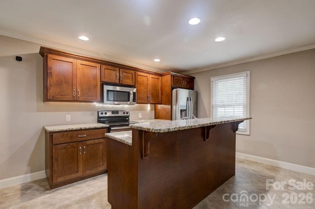 156 Blackmon Circle, Kershaw, SC 29067