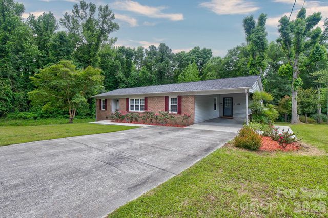 156 Blackmon Circle, Kershaw, SC 29067