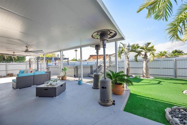 26130 SW 130th Ave, Homestead, FL 33032