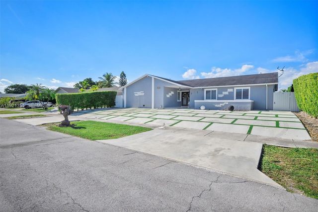 26130 SW 130th Ave, Homestead, FL 33032