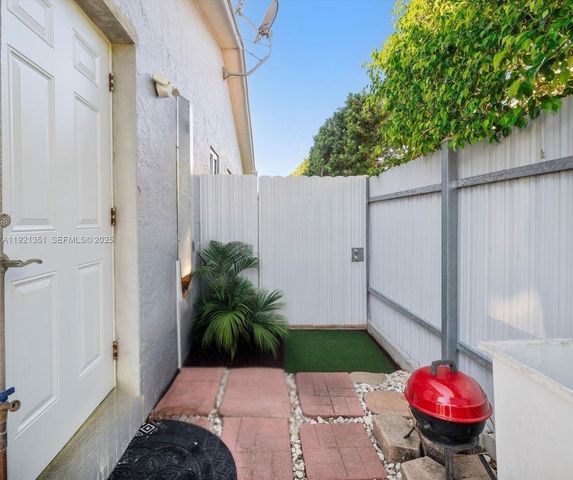 26130 SW 130th Ave, Homestead, FL 33032