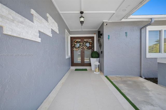 26130 SW 130th Ave, Homestead, FL 33032