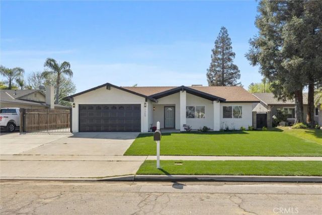 7309 Cedarcrest Avenue, Bakersfield, CA 93308
