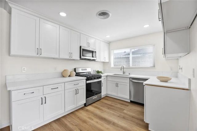 7309 Cedarcrest Avenue, Bakersfield, CA 93308