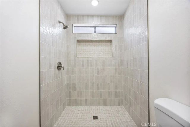 7309 Cedarcrest Avenue, Bakersfield, CA 93308