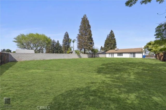 7309 Cedarcrest Avenue, Bakersfield, CA 93308