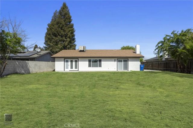 7309 Cedarcrest Avenue, Bakersfield, CA 93308