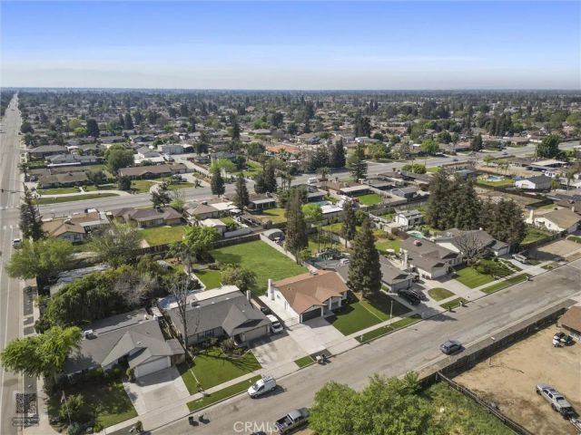 7309 Cedarcrest Avenue, Bakersfield, CA 93308