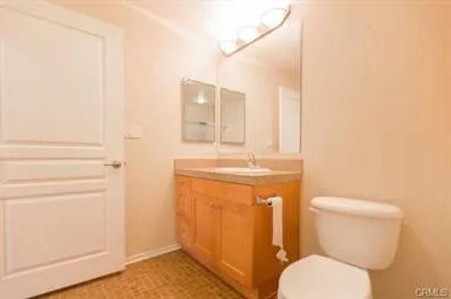 3313 Watermarke Place, Irvine, CA 92612