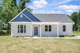 109 Doris Lane, Teachey, NC 28464