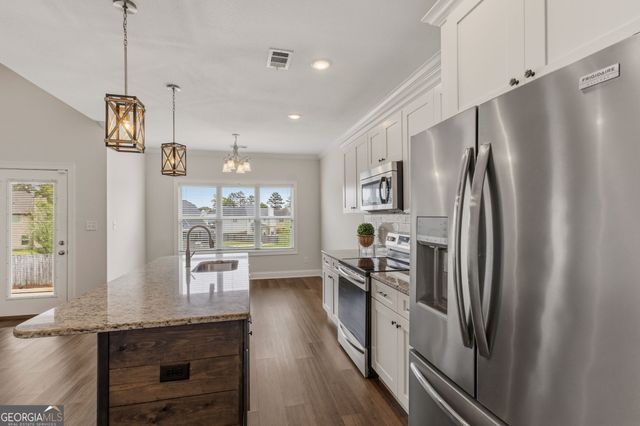 124 Cascades Court, Bonaire, GA 31005