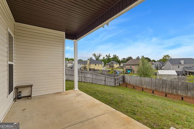 124 Cascades Court, Bonaire, GA 31005