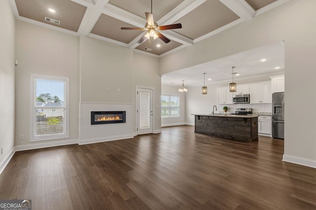 124 Cascades Court, Bonaire, GA 31005