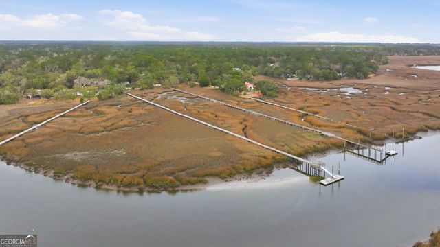 1629 S River Drive, Townsend, GA 31331