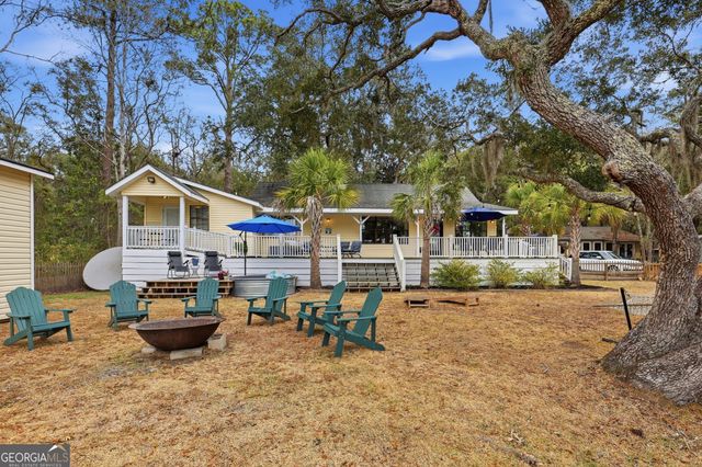 1629 S River Drive, Townsend, GA 31331