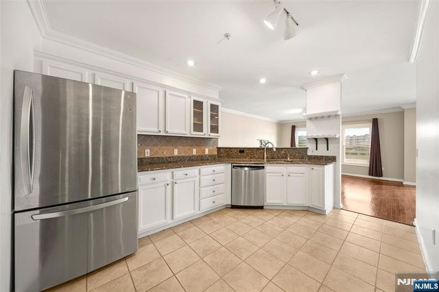 155 The Promenade, Edgewater, NJ 07020