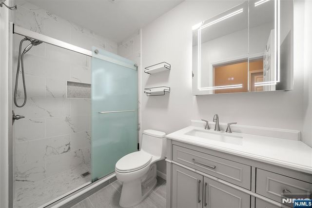 155 The Promenade, Edgewater, NJ 07020