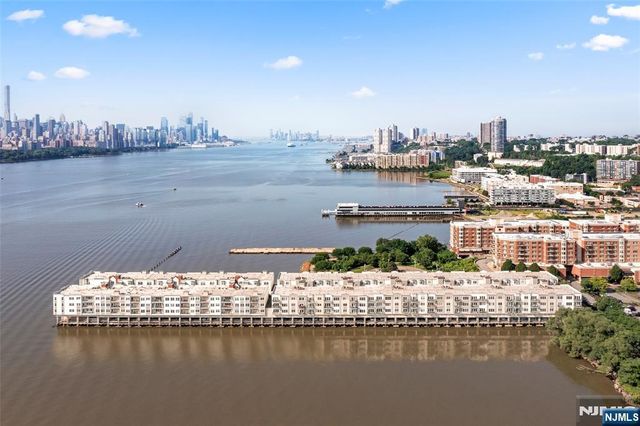 155 The Promenade, Edgewater, NJ 07020