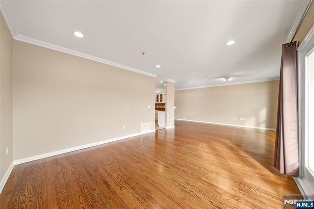 155 The Promenade, Edgewater, NJ 07020