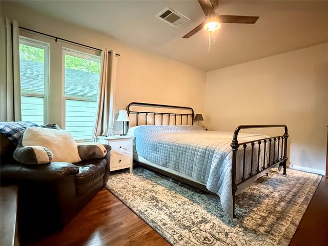 1009 Denton Street, Denton, TX 76201