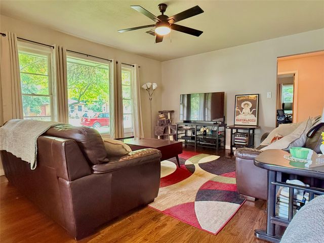 1009 Denton Street, Denton, TX 76201