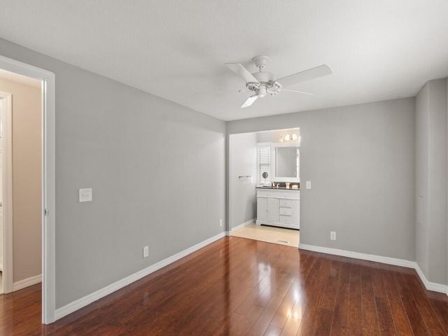 395 NE Jade Circle, Jensen Beach, FL 34957