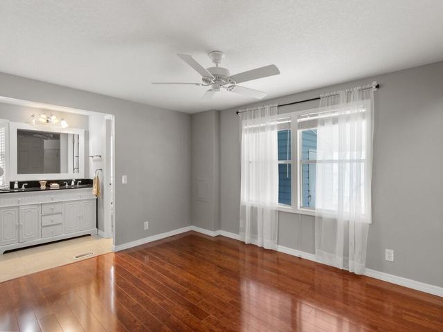 395 NE Jade Circle, Jensen Beach, FL 34957