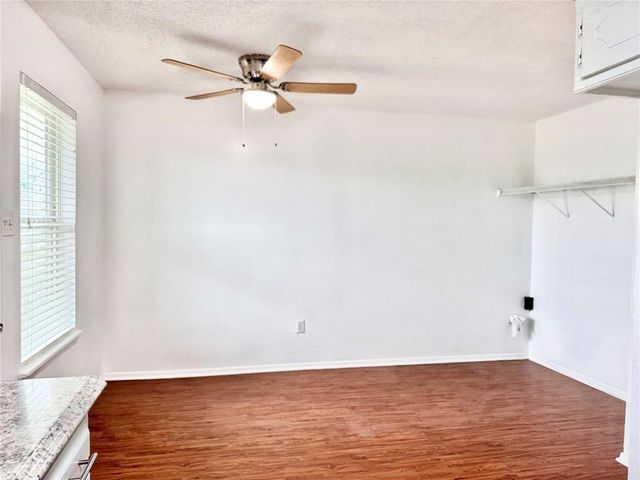 441 SW Thomas Street D, Burleson, TX 76028