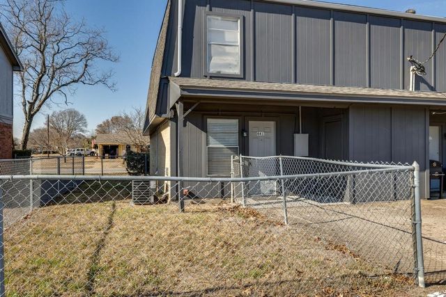 441 SW Thomas Street D, Burleson, TX 76028