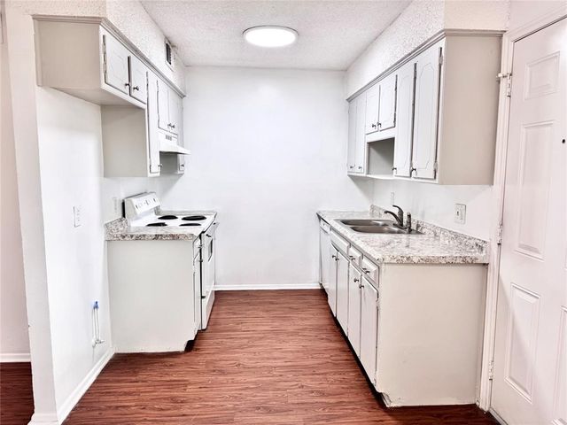 441 SW Thomas Street D, Burleson, TX 76028
