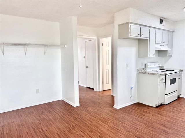 441 SW Thomas Street D, Burleson, TX 76028