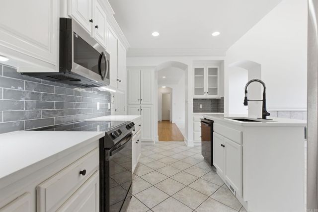 2006 Wellington Woods Drive, Little Rock, AR 72211