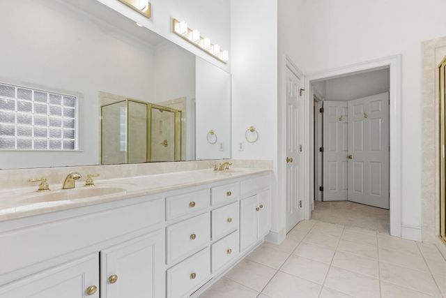 2006 Wellington Woods Drive, Little Rock, AR 72211