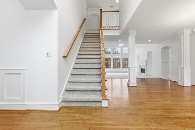 2006 Wellington Woods Drive, Little Rock, AR 72211