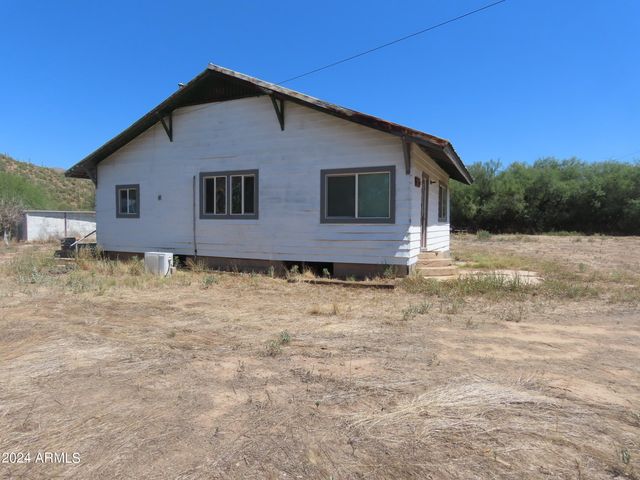 56120 E Riverside Road, Kearny, AZ 85137