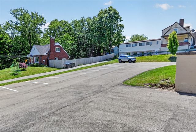 9150 Perry Hwy, Mccandless, PA 15237