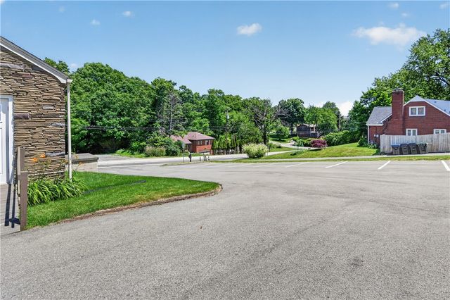 9150 Perry Hwy, Mccandless, PA 15237