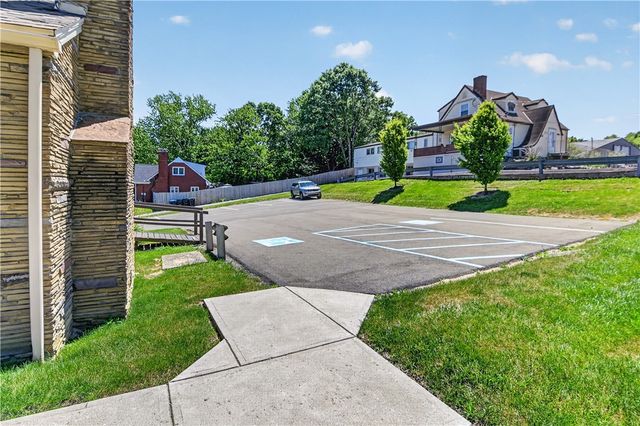 9150 Perry Hwy, Mccandless, PA 15237