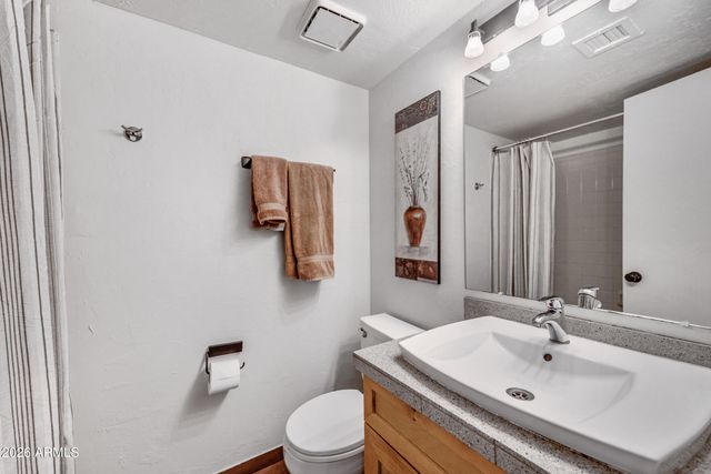 2320 N 52ND Street 115, Phoenix, AZ 85008