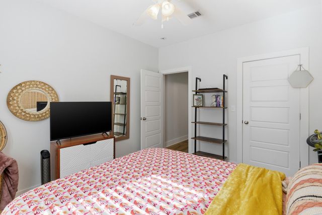 75 W Cadbury Ln., Hattiesburg, MS 39402