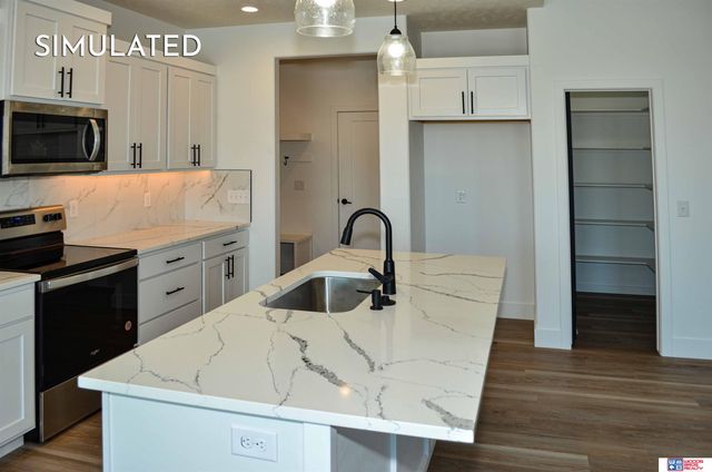 1000 W Santa Clara Street, Lincoln, NE 68523