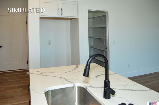 1000 W Santa Clara Street, Lincoln, NE 68523