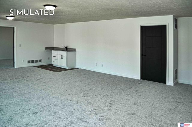 1000 W Santa Clara Street, Lincoln, NE 68523