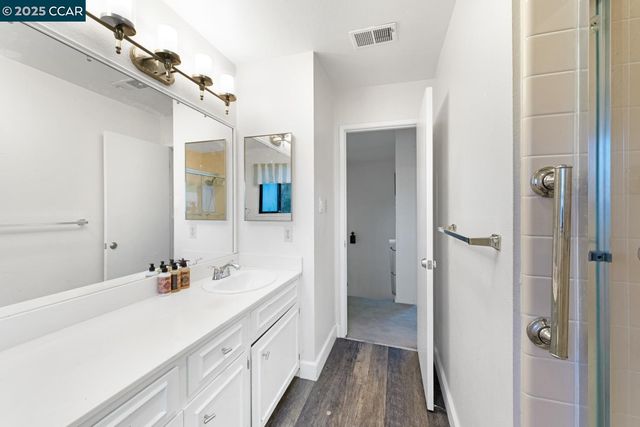 8715 Eastwood Ct, Stockton, CA 95209