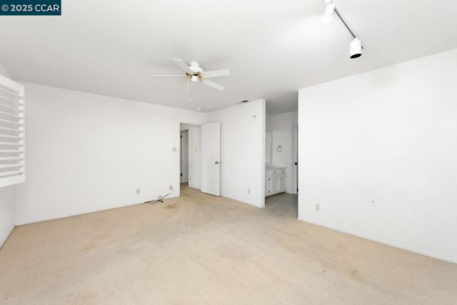 8715 Eastwood Ct, Stockton, CA 95209