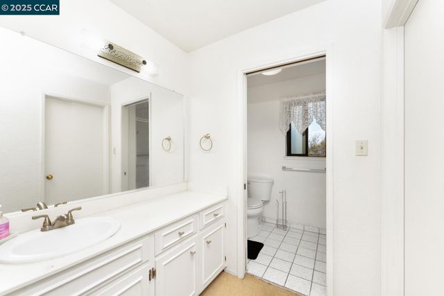 8715 Eastwood Ct, Stockton, CA 95209