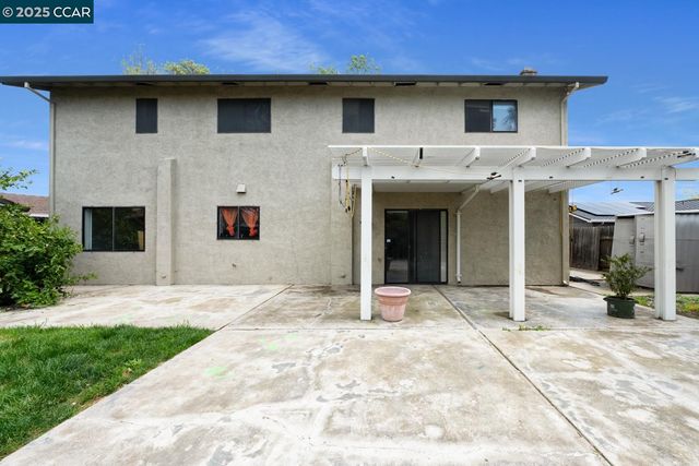 8715 Eastwood Ct, Stockton, CA 95209