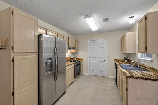 1082 Old Battery Circle, Charleston, SC 29412