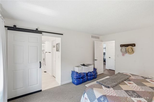 927 Golden Meadows Court, Trenton, OH 45067