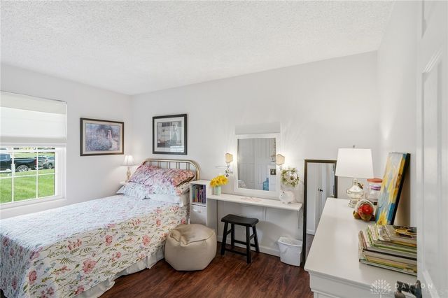 927 Golden Meadows Court, Trenton, OH 45067